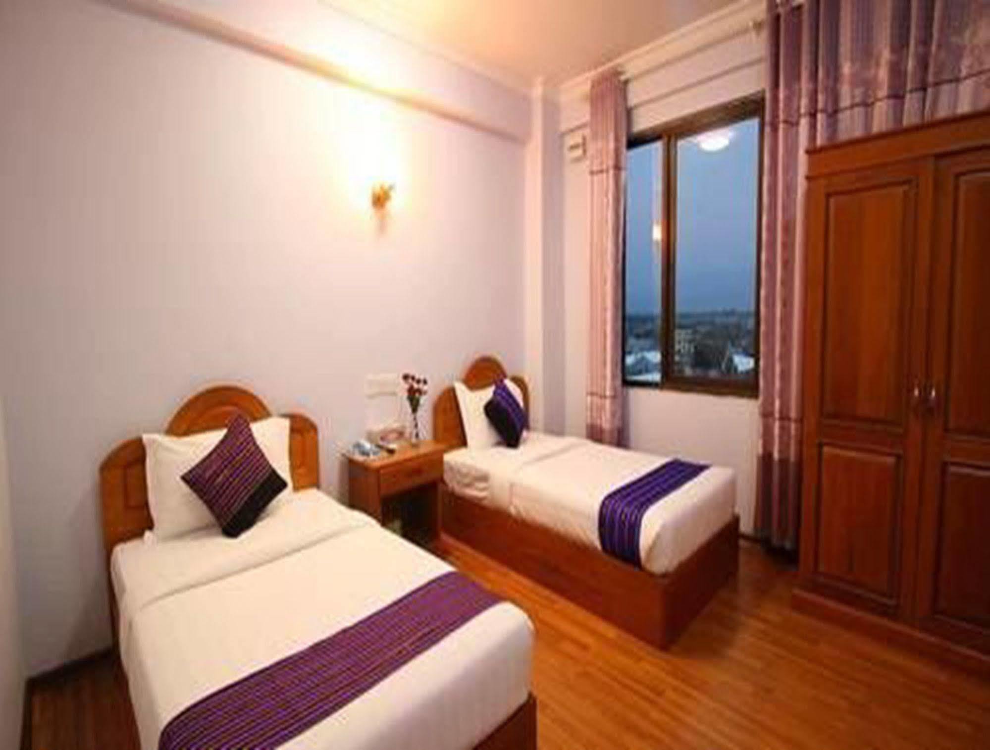 Hotel United Mandalay Eksteriør bilde